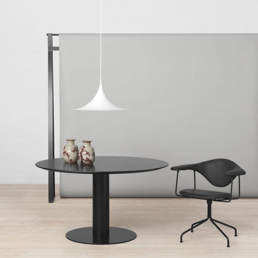 luminaire suspension gubi semi-pendant 