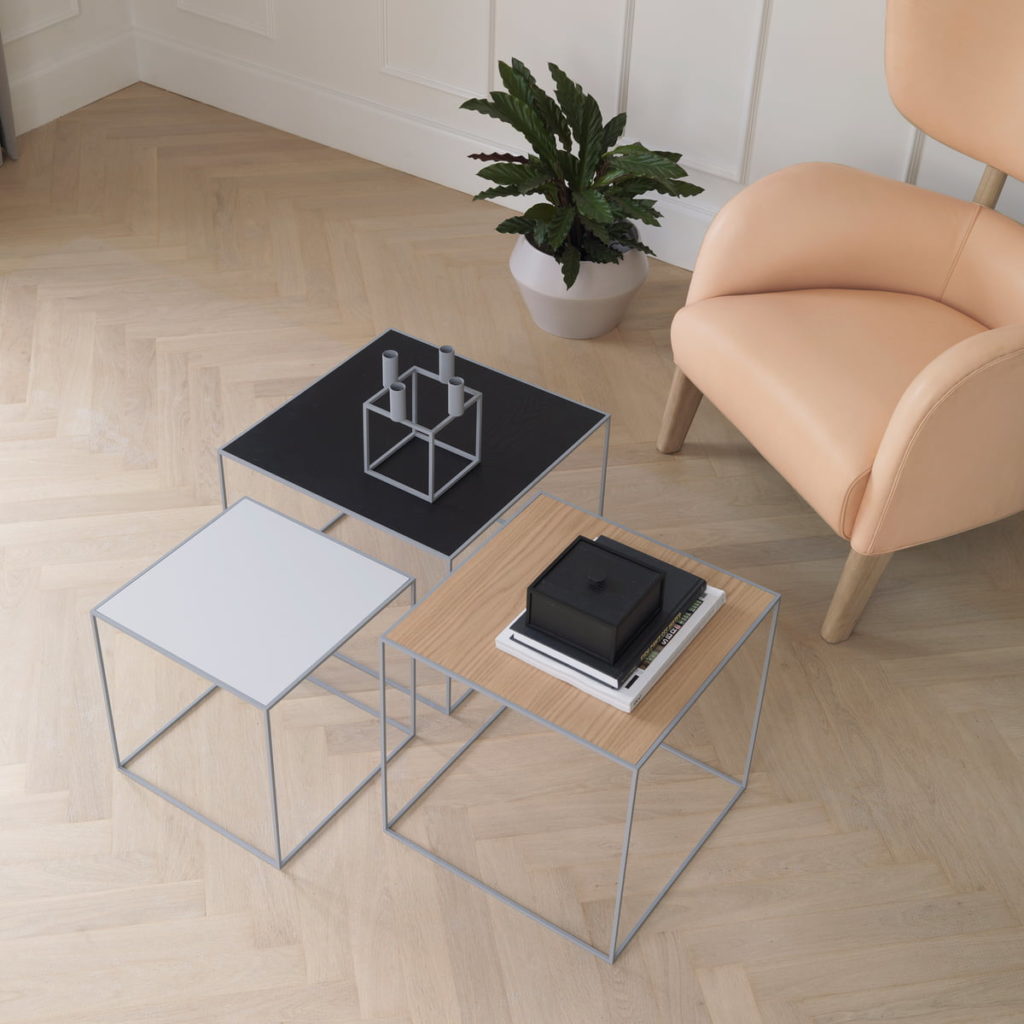 table basse twin table base by Lassen  intérieur 